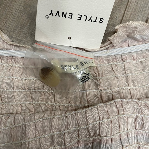 🆕NWT- STYLE ENVY Strapless (Tube top). - Picture 5 of 6